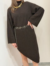 Abito dolcevita asimmetrico moro, Kontatto