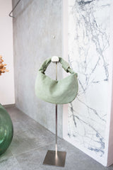 Borsa luna in suede verde menta