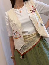 Gilet smanicato ricamato