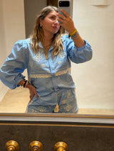 Camicia ricamata Kontatto