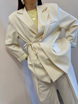 Blazer panna con fiocco Lumina