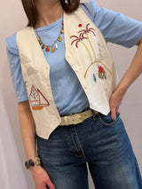 Gilet smanicato ricamato