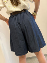 Bermuda Blu in Tessuto Effetto Denim con Plissé e Cintura