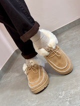 Sabot basso stringato con pelo