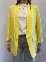 Blazer giallo con manica risvoltata