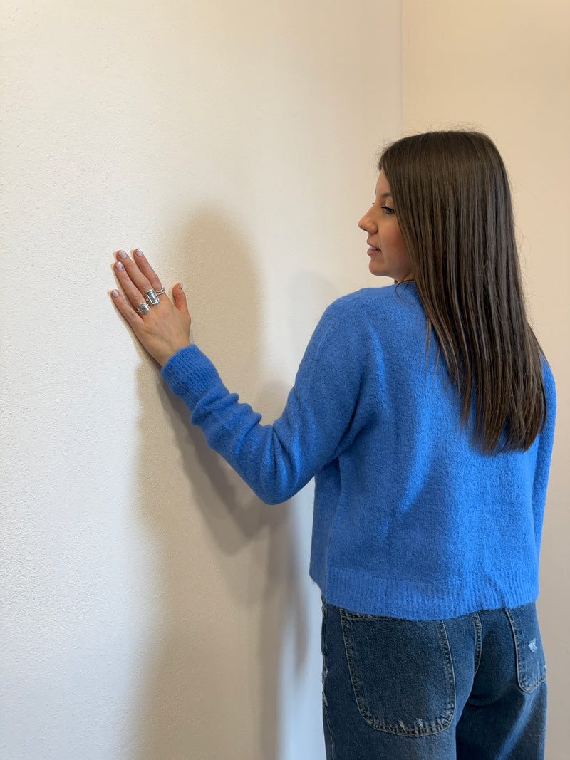 Cardigan con bottoni in madreperla azzurro cielo Kontatto