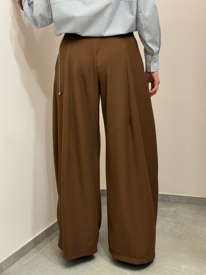 Pantalone ampio Kontatto