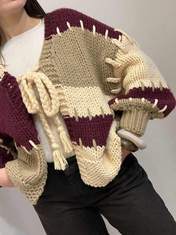 Cardigan intrecciato over bordeaux