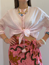 Camicia in mussola rosa , con Pon pon- Tensione in