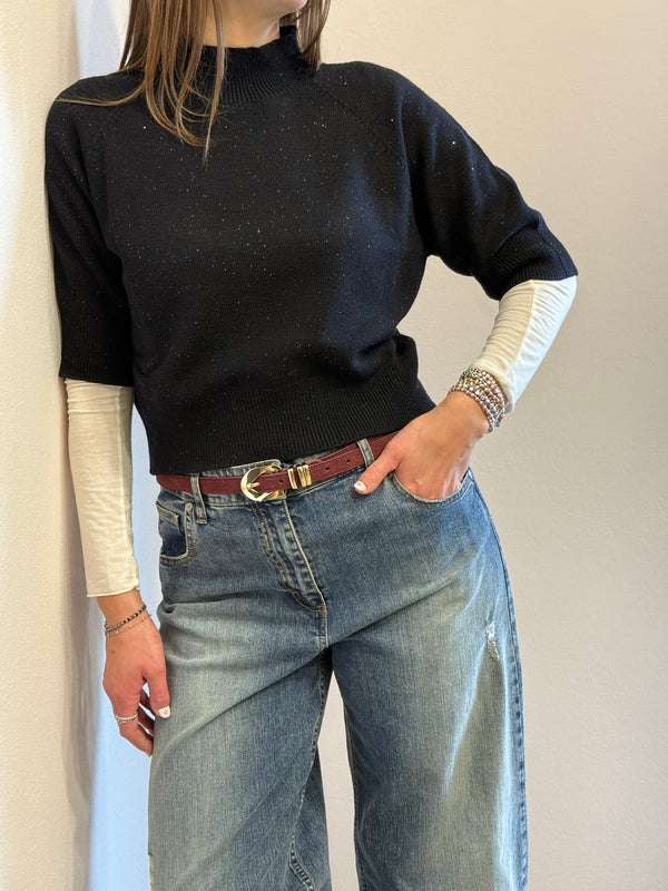 Lupetto manica corta con micro paillettes nero Kontatto