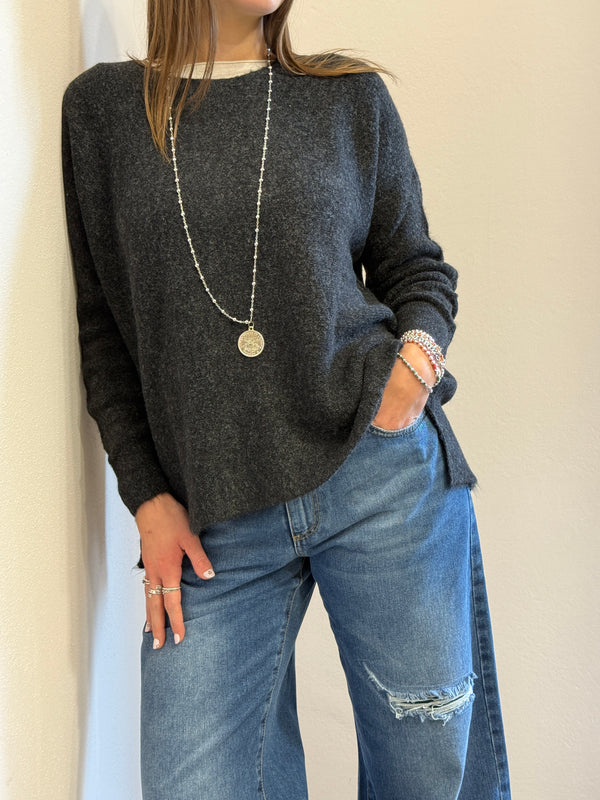 Maglione a barca over grigio/nero