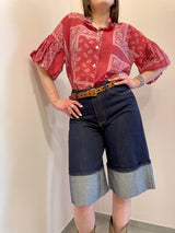Blu shorts in denim con risvolto