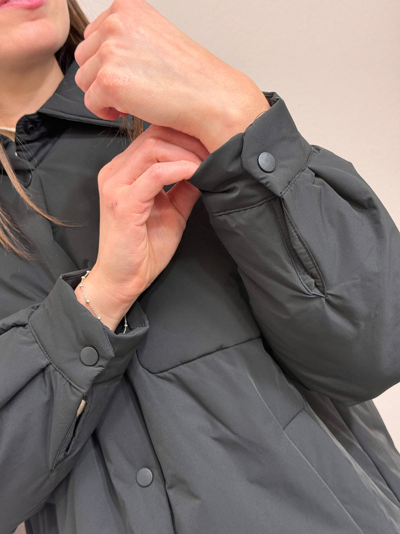 Giubbotto corto Serena imbottito nero