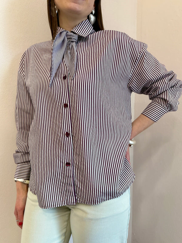 Camicia con foulard Kontatto