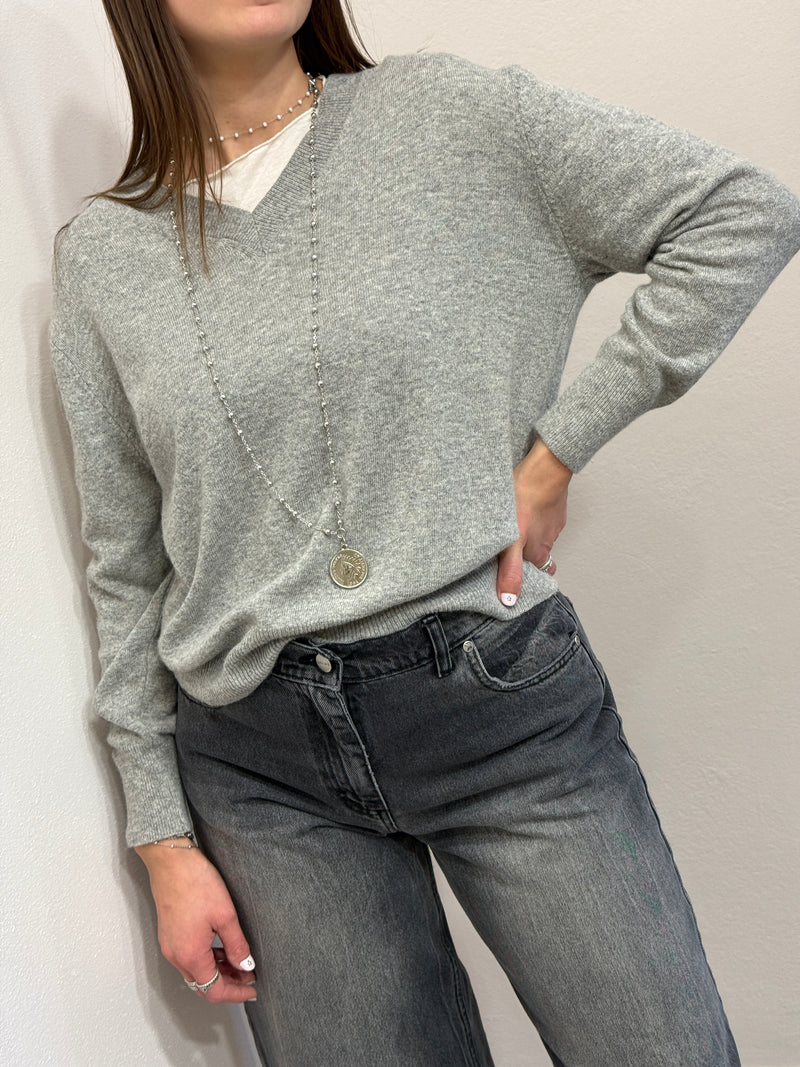 Maglioncino a V misto cashmere grigio