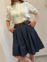 Bermuda Blu in Tessuto Effetto Denim con Plissé e Cintura