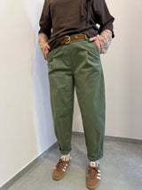 Pantalone oliva straight fit