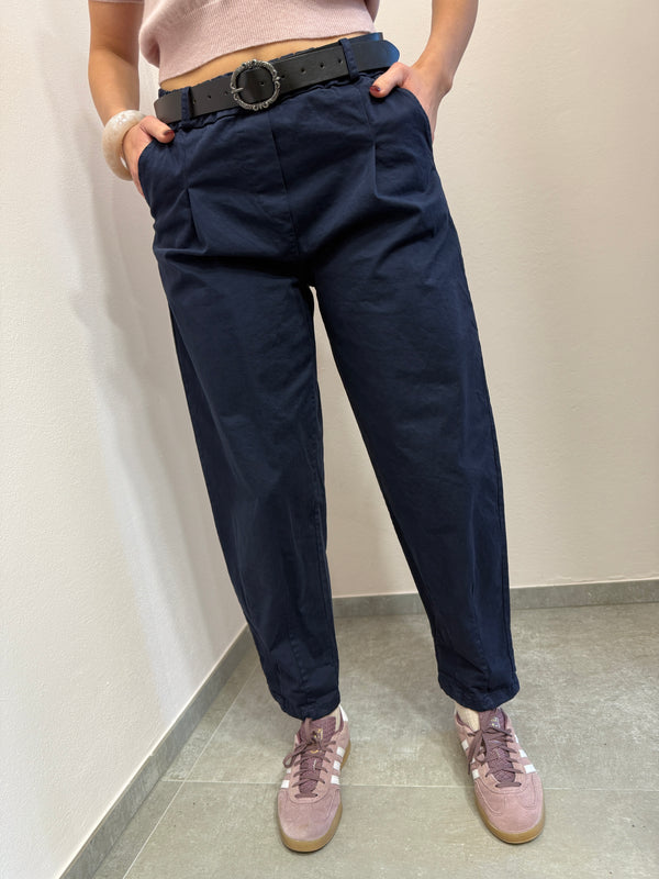 Pantaloni navy straight fit