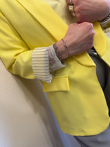 Blazer giallo con manica risvoltata