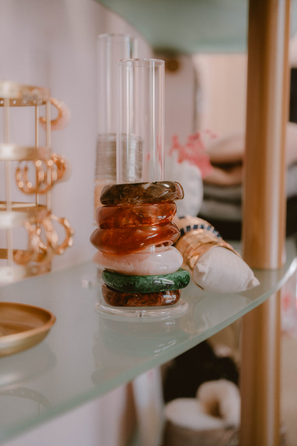 Bracciali rigidi effetto resina