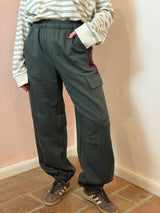 Pantalone jogger cargo in felpa – Verde Bosco - Lumina