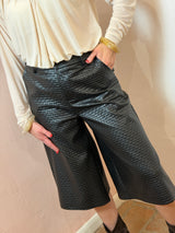 Pantalone corto in Ecopelle Texture Intrecciata, nero - Lumina