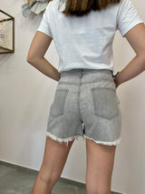 Shorts sfrangiato  grigio chiaro